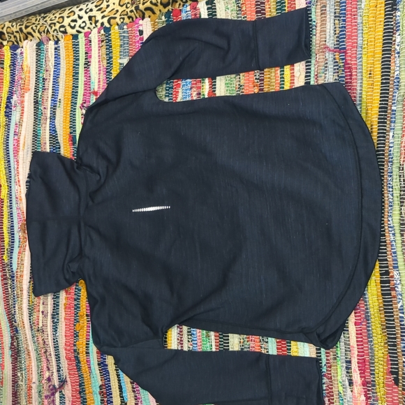 Gap Fit Pullover Hoodie - Picture 4 of 4
